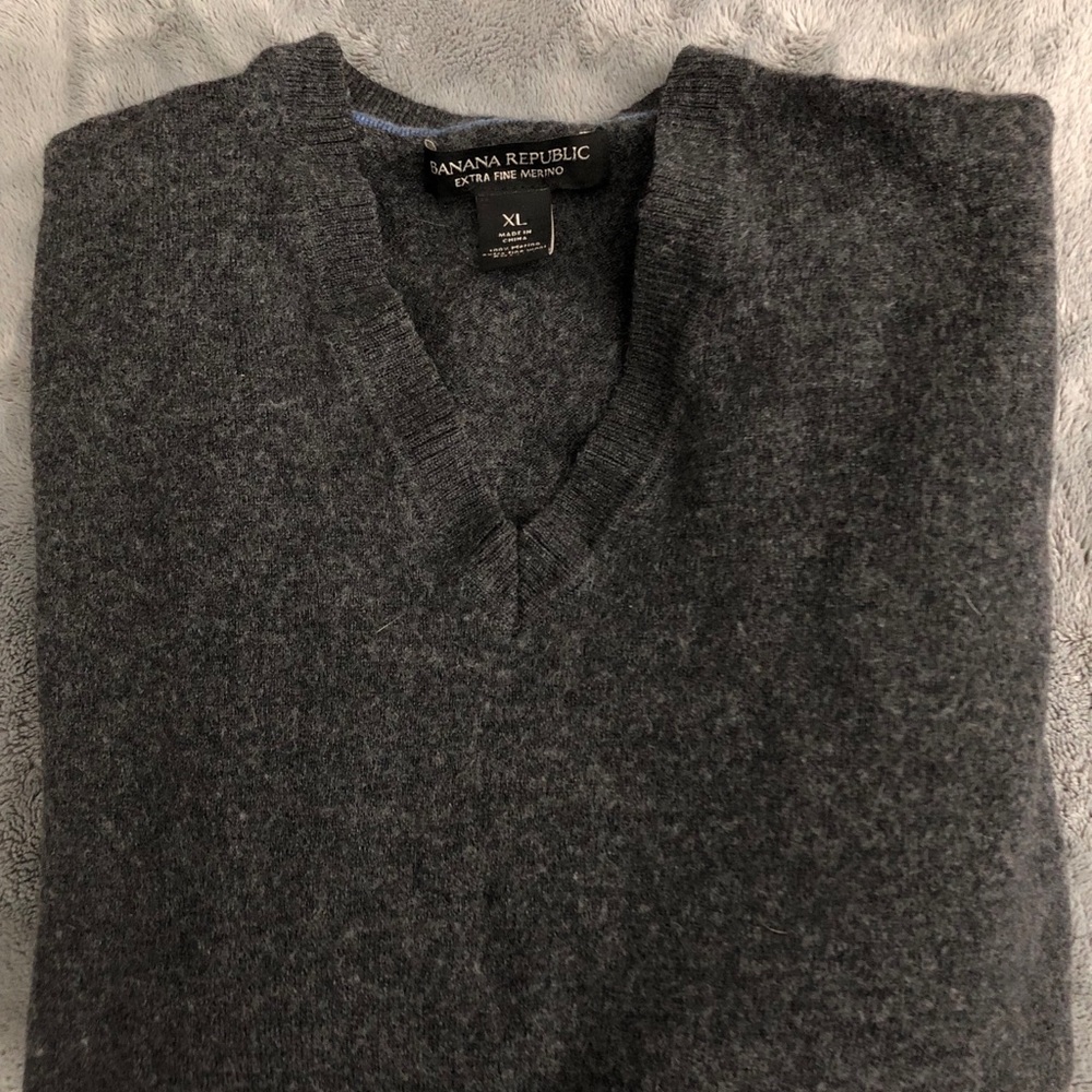 Banana Republic V Neck Sweater